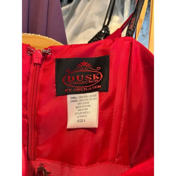 Red Chiffon Floral Mid-Length Dress - Picture 2 of 6